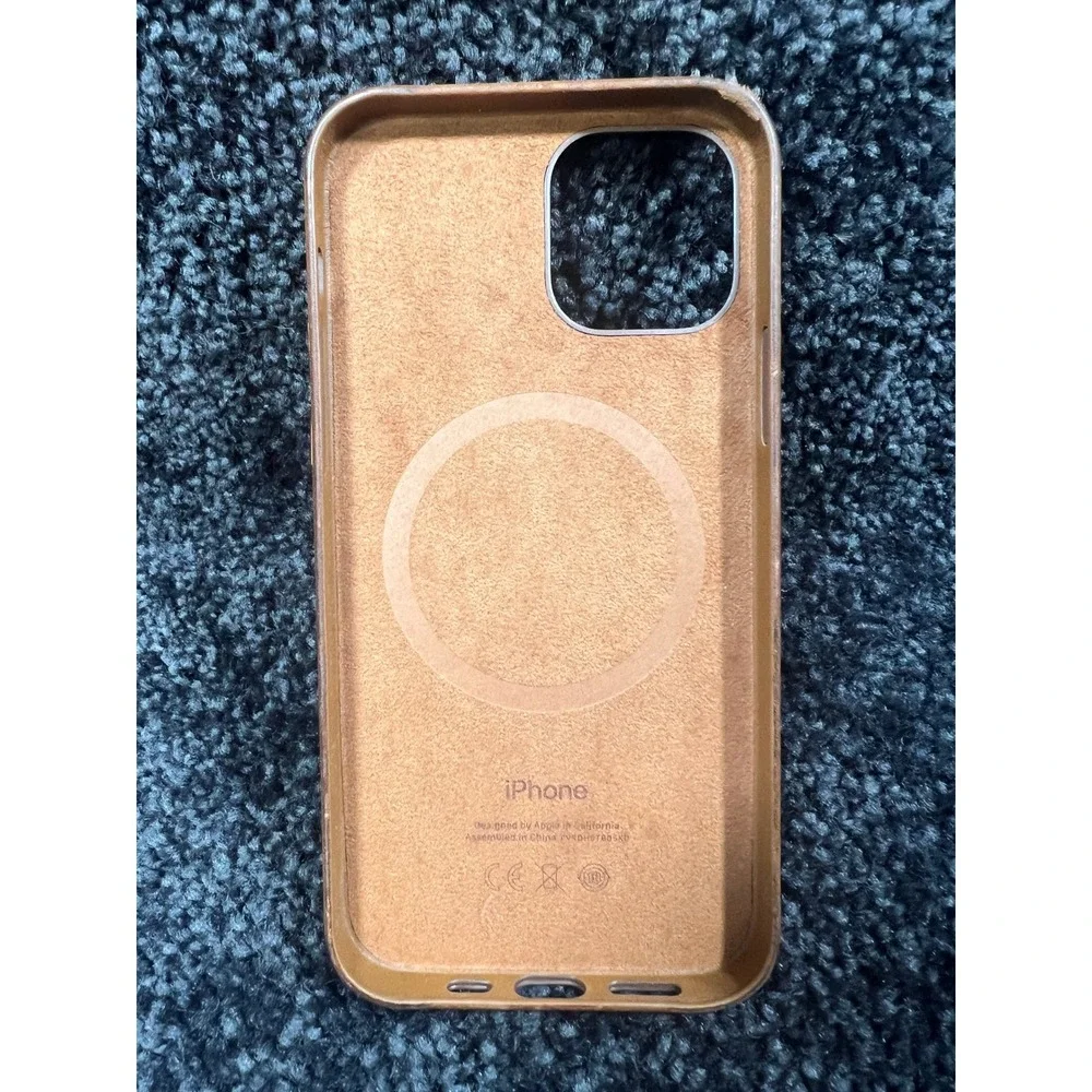 USED Apple iPhone 12 Pro Max Leather Case Saddle Brown MagSafe Genuine OEM
